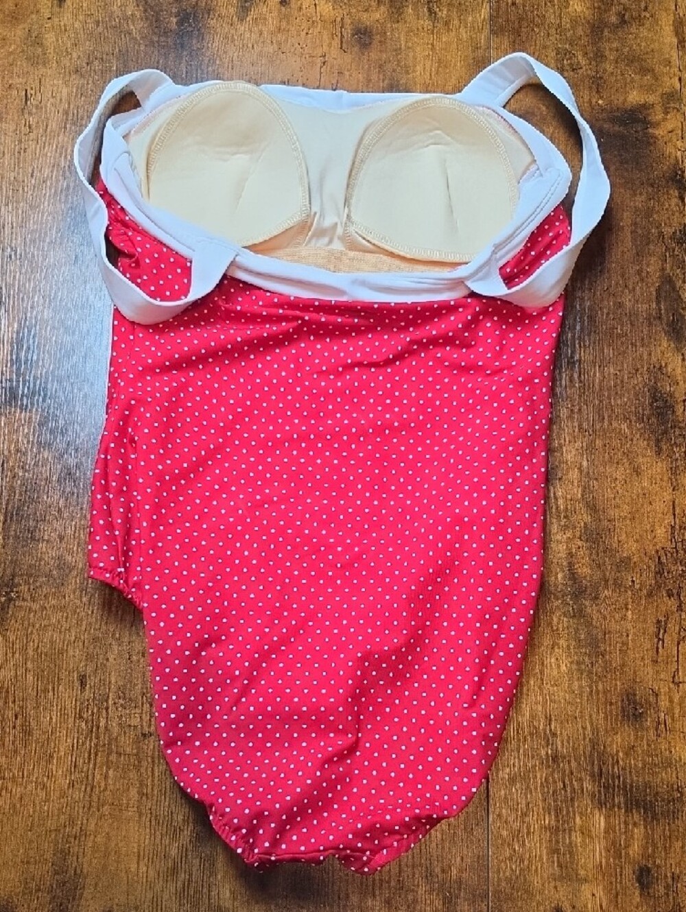 MIRACLESUIT | Red White Polka Dot One Piece Slimming Retro Pinup Swimsuit | 14 - Picture 6 of 6